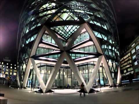 30 ST. MARY AXE (The Gherkin)