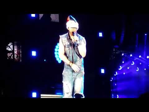 New Kids on the Block *Still Sounds Good* Fenway Park 2017