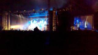 Iglu &amp; Hartly (LIVE) Violent &amp; Young at LG Freeze (Battersea Park)