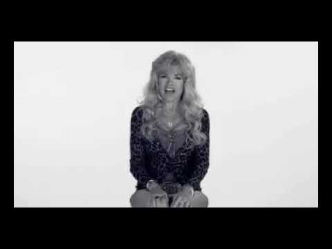 yt Anke Engelke als Ulla Fleischer cm