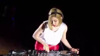 Download lagu Adele - Hello 2016 (DJ Snake Remix) mp3 Download lagu Adele - Hello 2016 (DJ Snake Remix) mp3