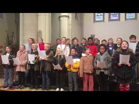 De nacht loopt ten einde