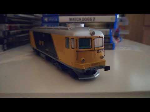 Unboxing la locomotiva 060 Da GFR +2 cisterne Lukoil