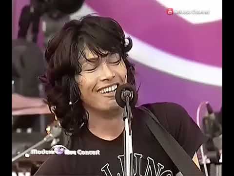 ใจสั่งมา | เสก โลโซ {Modern 9 live Concert} (2554) のサムネイル