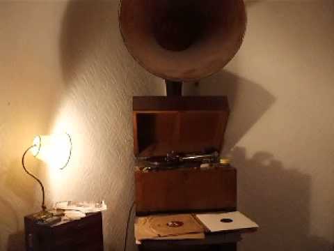 "Romany Love" (J S Zamecnik) Fox - Trot Played by Original Capitol orchestra Zono 2341