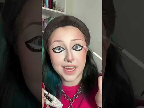 Trying Gyaru makeup! what do you think?⭐️