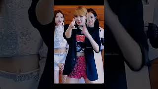 Download lagu Lisa doing Hit you with that ddu-du-ddu-du step💫💓 | #blackpink #lisa #lalisa #shorts #viral #viral mp3