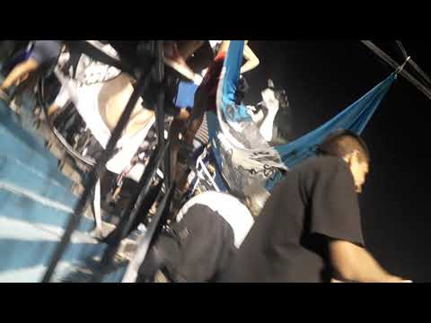 "Señores dejo todo" Barra: La Barra de Caseros &bull; Club: Club Atlético Estudiantes