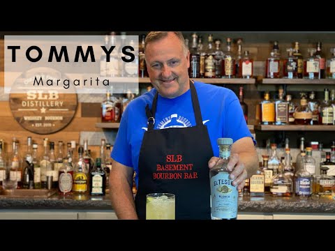 Two Minutes Tuesdays: Tommy's Margarita - The BEST easy margarita
