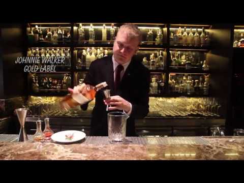 Mona Lisa cocktail at The Bamboo Bar, Mandarin Oriental, Bangkok.