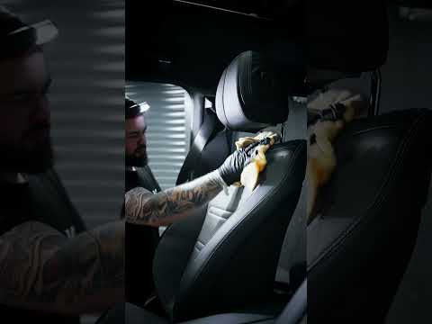 Thumbnail for Mercedes EQG на комплексі хімчистки салону