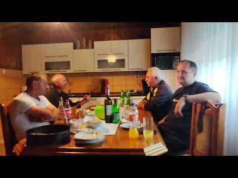 Piljo i Josip - Sjećaš li se dragi brate (official live video)