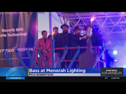 Mayor Bass attends menorah lighting at Hanukkah festival in Pico-Robertson district