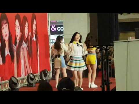170422 Red Velvet_Russian Roulette in Malaysia