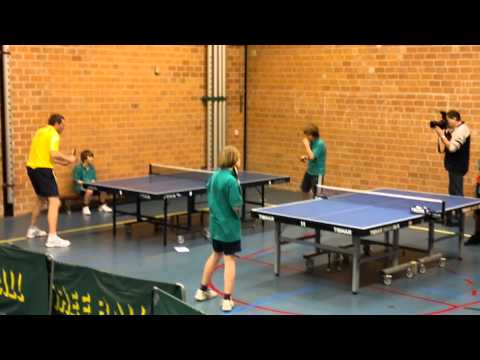 Tafeltennisclinic met Michel, Merijn en Pepijn