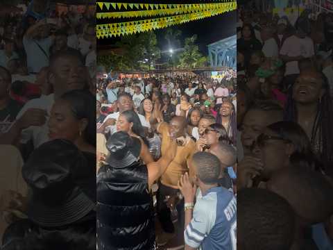 Shorth #viral en dónde estás salsa urbana fiestas patronales la Tola Nariño 🔉🎶🔥🔥🙏🏼💪🏼#monty