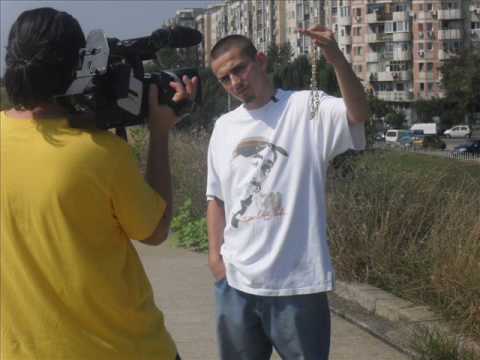 Cosy - Doar o jungla feat. Iony si Vlad ( Mai greu ca tine )