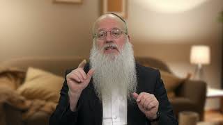 למה משה רבנו שבר את הלוחות? | פרשת כי תשא (הרב יחיאל קוצר) - התמונה מוצגת ישירות מתוך אתר האינטרנט יוטיוב. זכויות היוצרים בתמונה שייכות ליוצרה. קישור קרדיט למקור התוכן נמצא בתוך דף הסרטון