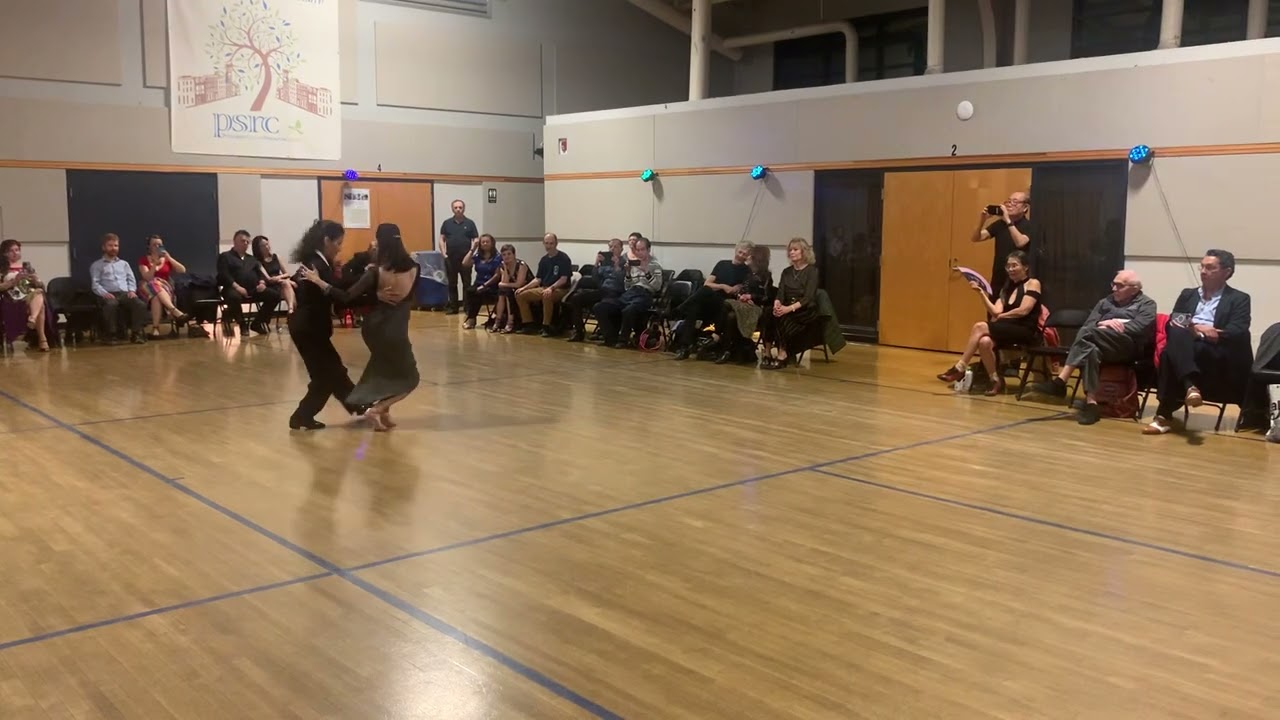 Maria Elena Ybarra y Hoi Shan Leung milonga performance at Viva Tango in Princeton NJ on 20230302.