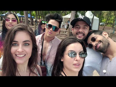 download lagu mp3 mp4 Holiday Web Series, download lagu Holiday Web Series gratis, unduh video klip Holiday Web Series