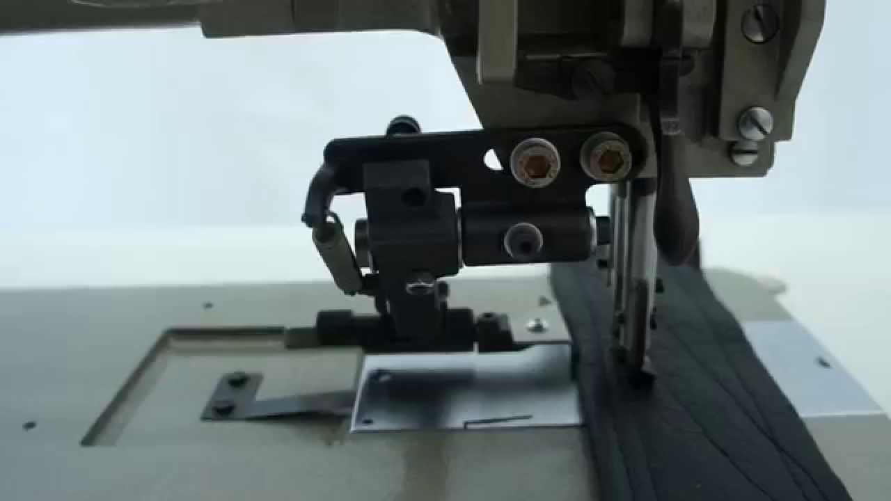 Machine à coudre triple entrainement PFAFF 145 - H2