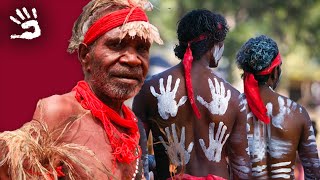 Sur les traces des aborigènes - Les chemins du rêve - Documentaire complet - TM - HD