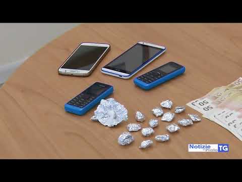 2017-11-07 PRATO - SPACCATA A UN BAR E DUE ARRESTI PER DROGA