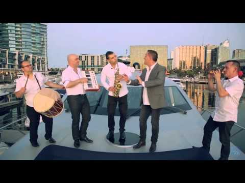 GRUPA FONTANA & ROBERT REDZEPOVSKI - PETLITE PEJAT