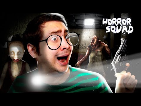 alanzoka jogando Horror Squad com os amigos na noitada