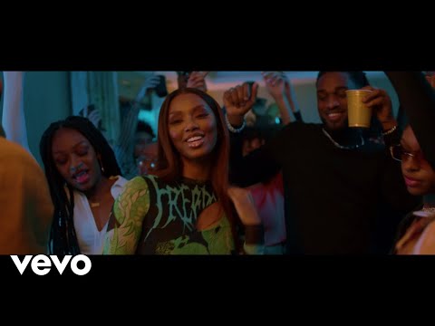 Ronisia - Toxic (Clip officiel)