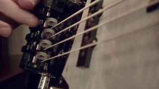 Video thumbnail for Looping with the Bass Gizmotron 2.0 by Official Gizmotron®