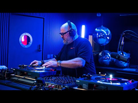 Press Play 1.0: Simon Dunmore (Live from Defected HQ)