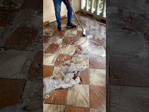 Cómo quitar la mugre de tus pisos p1 #limpiezadesagradable #satisfying #cleani #limpiar #limpio