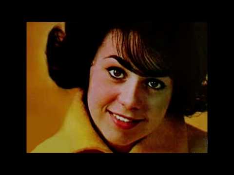 Blue Star  (the Theme from Medic)   LINDA SCOTT (with lyrics)