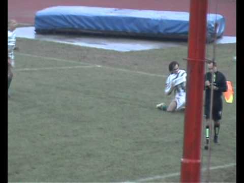 Campionato Eccellenza g. B Rossano 2004-Favaro 1948 0-1 3^ Parte.wmv