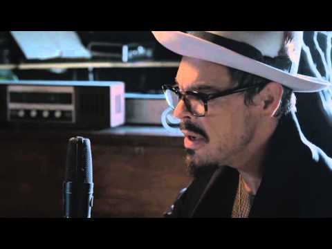 Ian Fletcher Thornley - Secrets (LIVE acoustic feat. Alain Johannes)