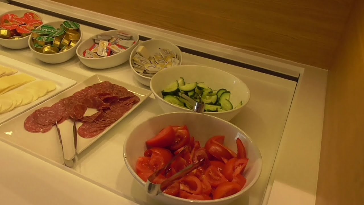 SWISS Senator Lounge thumbnail