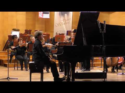 Mozart Piano Concerto 23 - Christian Sanders