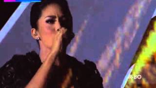 KRISDAYANTI - CINTA (MELLY GOESLAW) // KONSER TRAYA KRISDAYANTI 22 MEI 2015