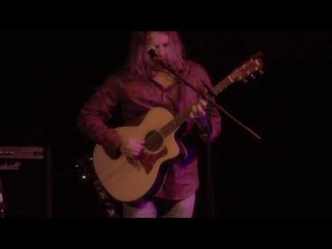 TUSK - Never Going Back Again (The World's #1 Tribute to Fleetwood Mac)