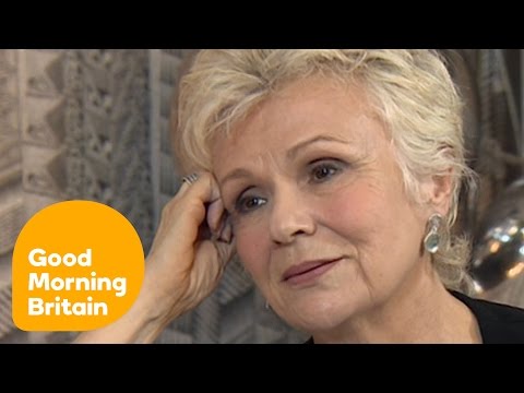 Julie Walters Opens Up About Losing Victoria Wood | Good Morning Britain
