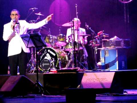 ELIO E LE STORIE TESE Bellimbusti in tour 17 gennaio 2010 VICENZA - Cara ti amo