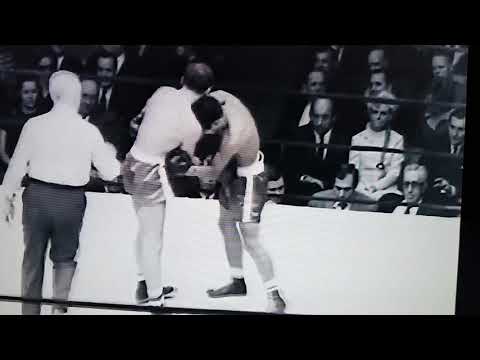 Carlos Ortiz KO'D Flash Elorde