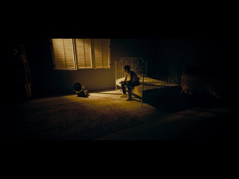 Lia Shine - Beni Hiç Anlamadın (Official Video)