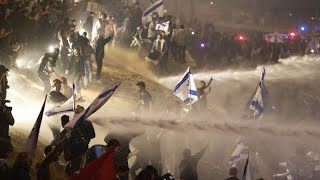 Netanjahu friert Reformen ein, um „Bürgerkrieg“ zu vermeiden