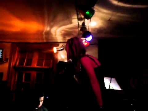 ISIS SIGNUM feat Jennifer Parkin (AYRIA)  - senses & energy  live