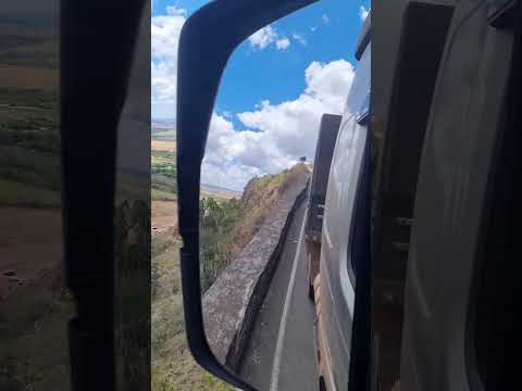 Descendo a serra de salto carrancas Minas Gerais
