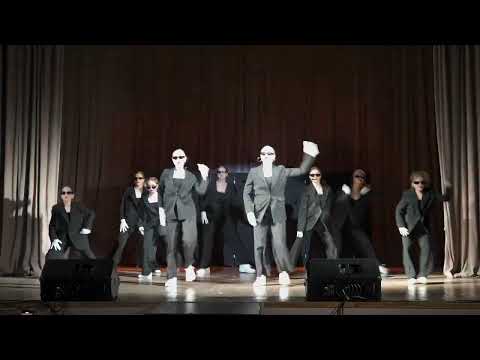 Люди в черном. Исп. ансамбль «NEW GENERATION»