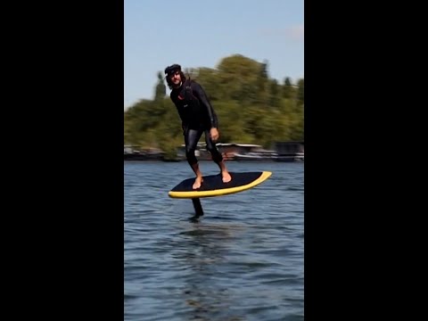 New sport with electric surfboards comes to the Seine