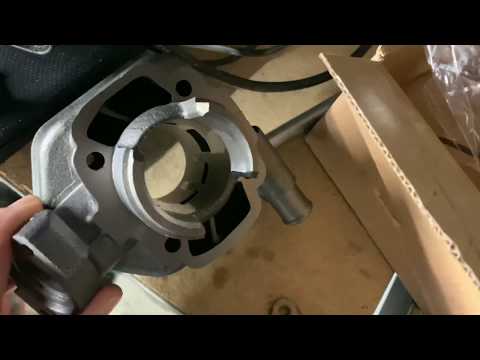 Speedfight 2 Engine Removal & Rebuilding Part 2 - Ekoo